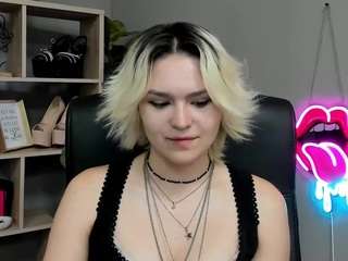 SweetLilyxo