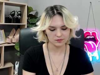 SweetLilyxo