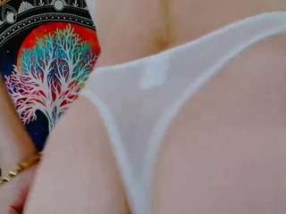 KatieAu live cam preview