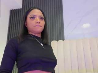 madieerhea live cam profile