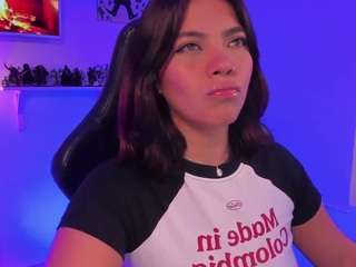 miavelour live cam profile