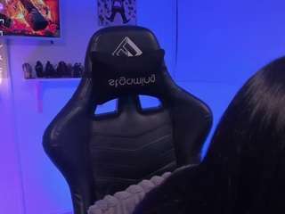 Mia live cam preview