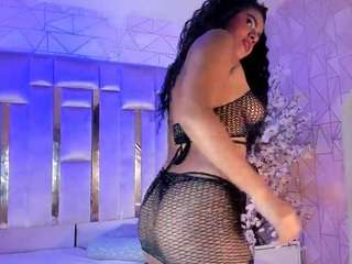 rosalynrose's CamSoda show and profile