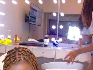 veleriamia68 Live Webcam on CamSoda