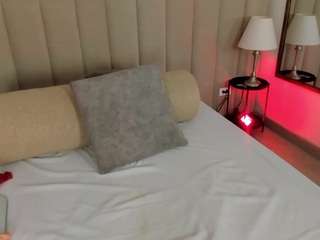 ysabellha's CamSoda show and profile