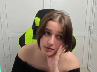 alicewans Live Webcam on CamSoda