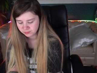 amellymillyyy live cam profile