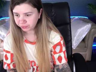 amellymillyyy live cam profile