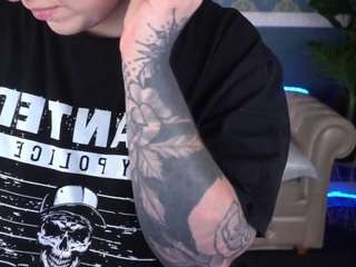 amellymillyyy webcam