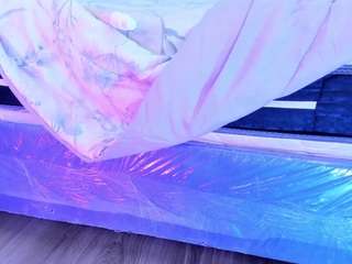 charlotteee-1 Live Webcam on CamSoda