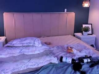 charlotteee-1 webcam