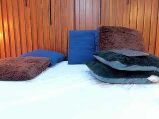 farahstone Live Webcam on CamSoda