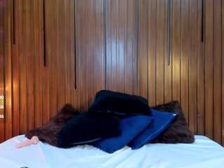 le modèle farahstone est en webcam porno dans un show sur le site camsoda, il possède les tags suivants: ahegao,public,lovense,lush,naked,natural,no drinking,no smoking,oil,orgasm,pussy,handjob,sex toys,shaved pussy,spank,strip,striptease,tattoos,thick,toys