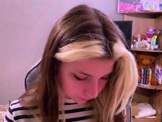 herlindavanvuren live webcam show