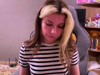herlindavanvuren live webcam show