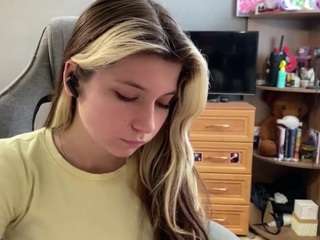 HerlindaVanvuren live cam preview