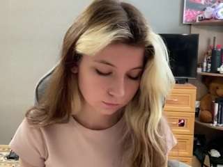 HerlindaVanvuren live cam preview