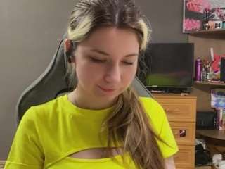 HerlindaVanvuren live cam preview