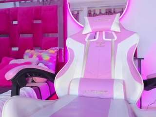 Isabela-lovestore Camsoda live cam