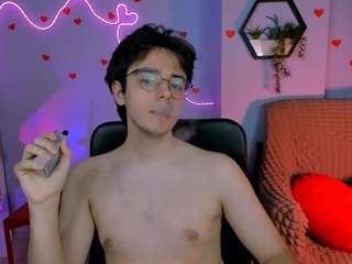 kairo-star's CamSoda show and profile