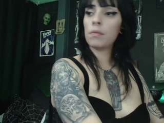 Marie live cam on CamSoda