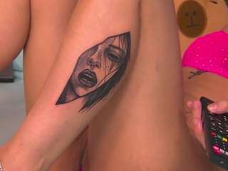 queendiabla's CamSoda show and profile