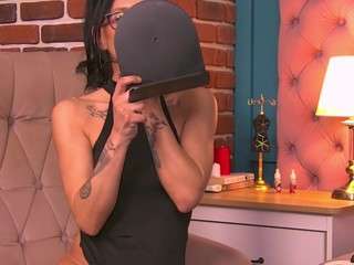 Dieses Model ist jetzt live. queendiabla