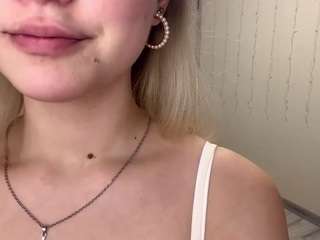 theresejolivet's CamSoda show and profile