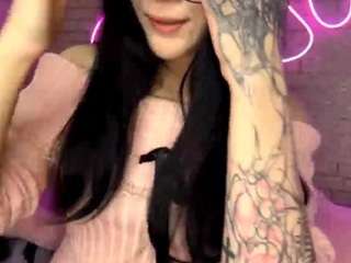 tomikobarcliff Live Webcam on CamSoda