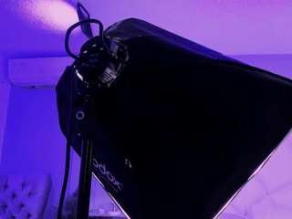 emily-vill Live Webcam on CamSoda