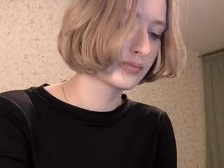 hienleggans Live Webcam on CamSoda