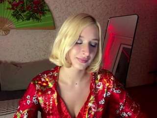 HienLeggans live cam preview