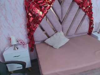 milabloom Live Webcam on CamSoda