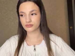 le modèle nikipetrosino est en webcam porno dans un show sur le site camsoda, il possède les tags suivants: ahegao,solo,petite,sexting,sexy,shaved,shaved pussy,skinny,small tits,smoking,smooth,solo show,no drinking,spank,strip,striptease,tattoos,tease,teen (18+),thong