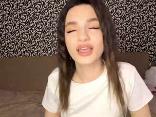 nikipetrosino Live Webcam on CamSoda