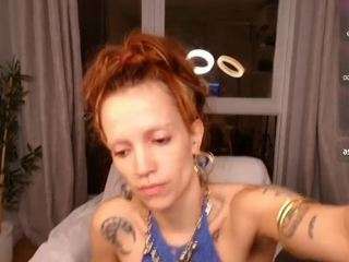 peggy-ross's CamSoda show and profile