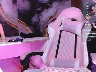 weirdsativa live webcam show