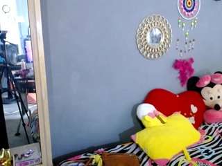 kimberlndiana live cam profile