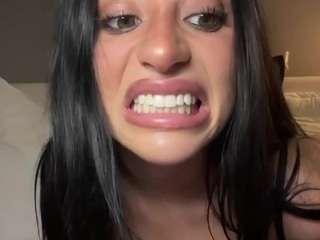 hangoutwithvanessa