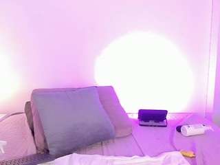 isabella-monroe Live Webcam on CamSoda