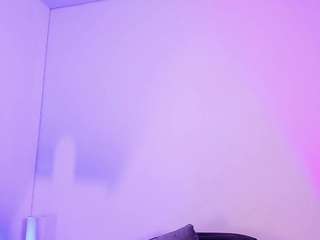 isabella-monroe Live Webcam on CamSoda