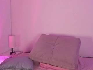 isabella-monroe webcam