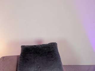 isabella-monroe Live Webcam on CamSoda