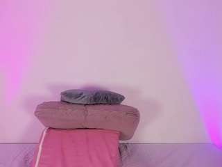 isabella-monroe webcam