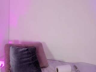 isabella-monroe webcam model