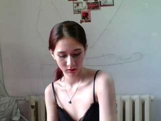 Live cam show with LilianPaschel