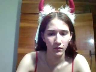 Live cam show with LilianPaschel