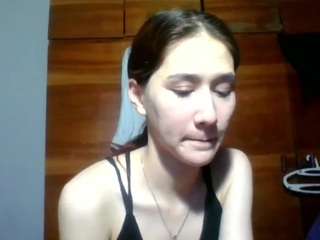 LilianPaschel live cam preview