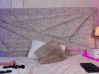 Rouss Squirter and Spitter