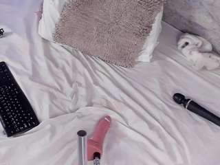 Rouss Squirter and Spitter